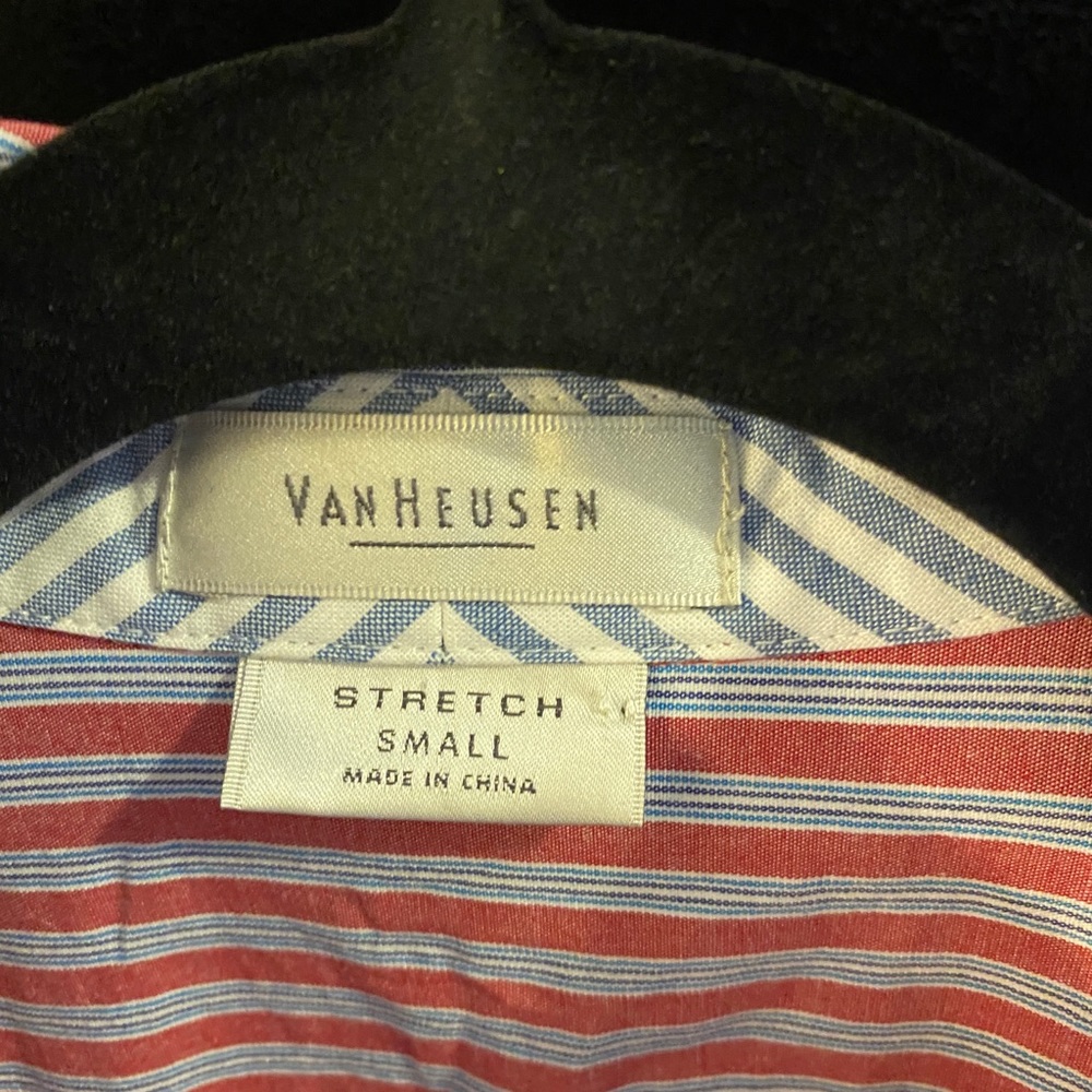 Woman’s button down - Picture 2 of 2